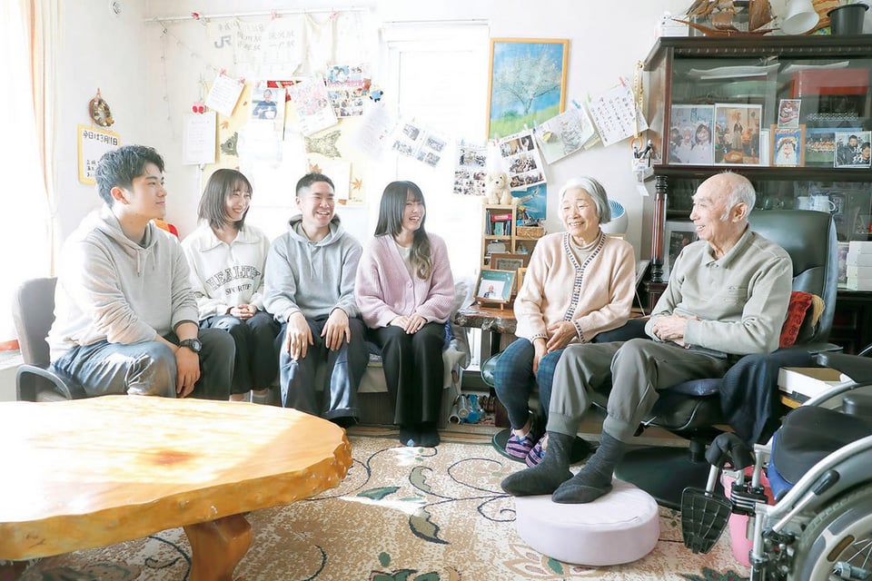 POINT.01　当事者とは何かを考え、地域で学ぶ