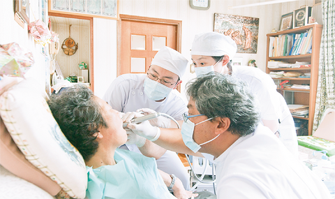 高齢者歯科医療や訪問診療など、 これからの歯科医療を学びます