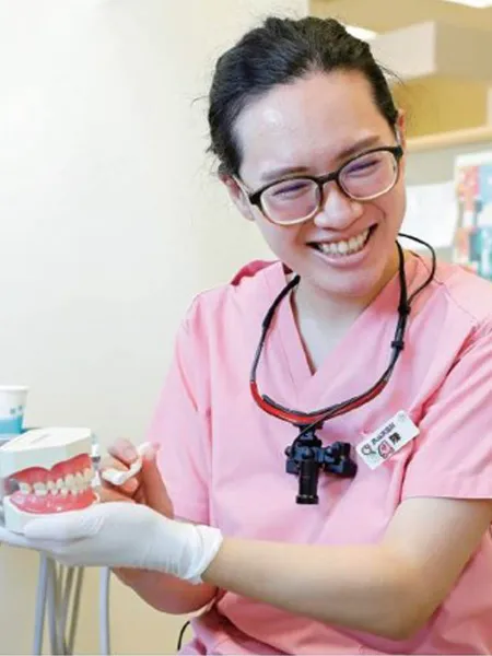 2020年歯科衛生士専門学校卒業 陳若穎 さん（台湾出身）